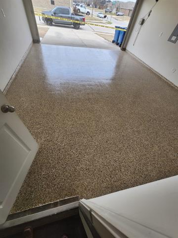 Building Photo - 208 Cultivator Ct