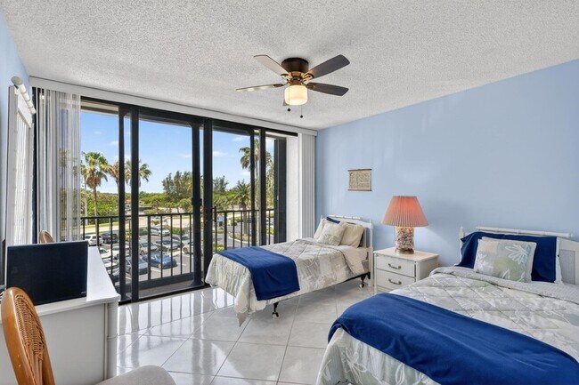 Building Photo - 9650 S Ocean Dr