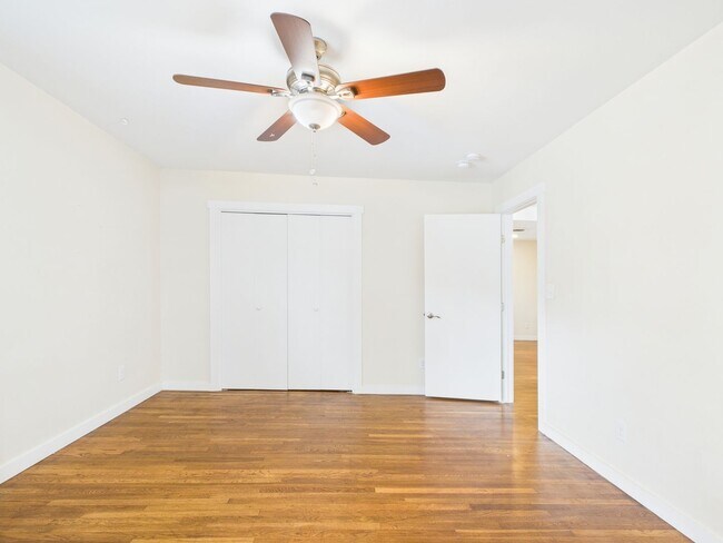 Building Photo - Charming 3-Bedroom Retreat with 2 Full Baths in the Heart of Fredericksburg!