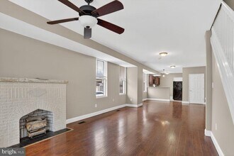 Building Photo - 3300 Dudley Ave