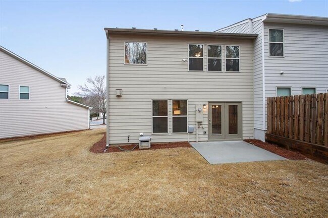 Building Photo - 3080 Cross Creek Dr