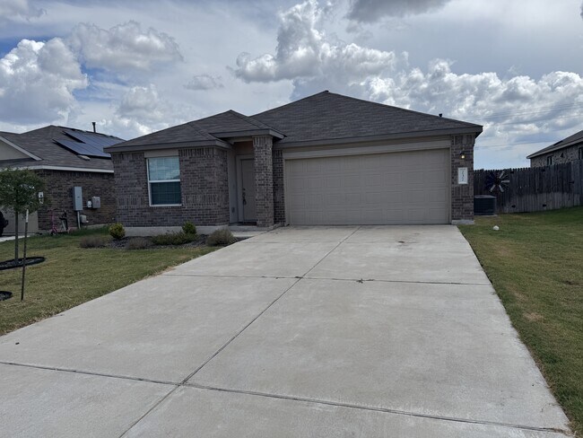 Building Photo - 237 Escondido Cir