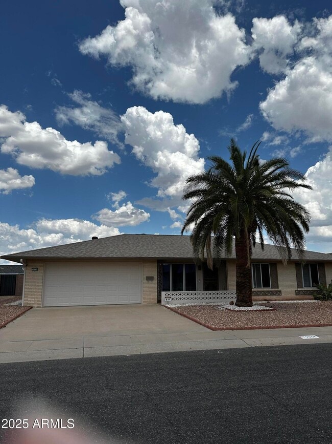 Building Photo - 9338 W Glen Oaks Cir N