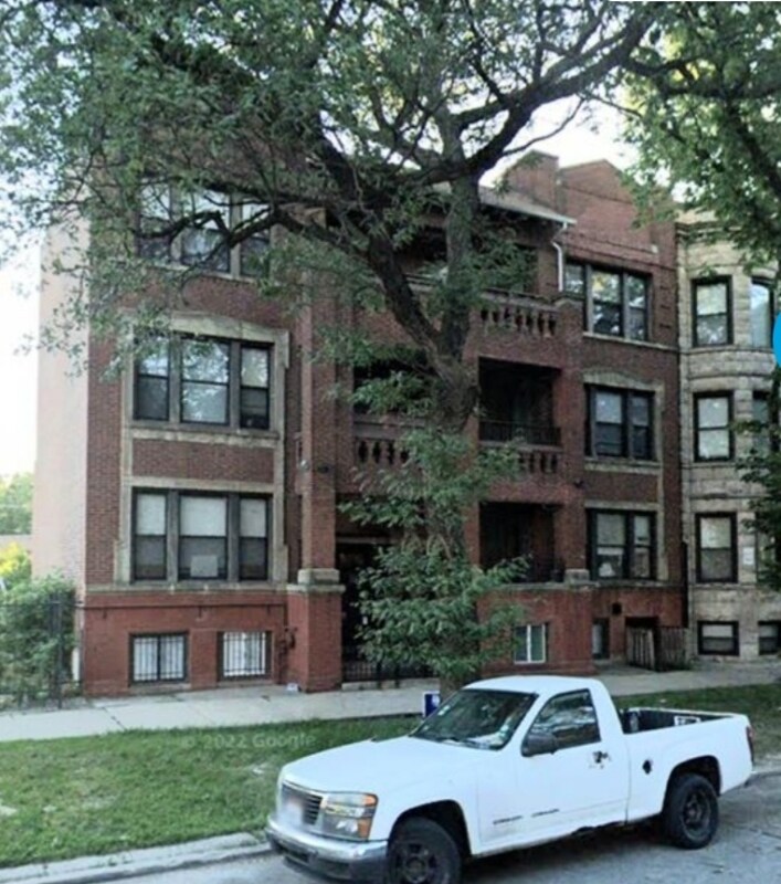 Building Photo - 5618 S Michigan Ave