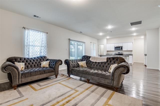 Building Photo - 2617 Sagebrush Dr