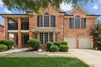 Building Photo - 708 San Antonio Trail