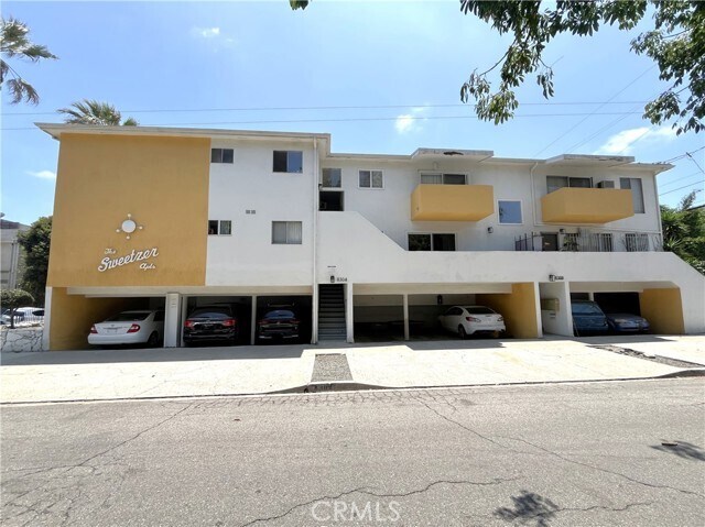 Building Photo - 8304 Clinton Ave