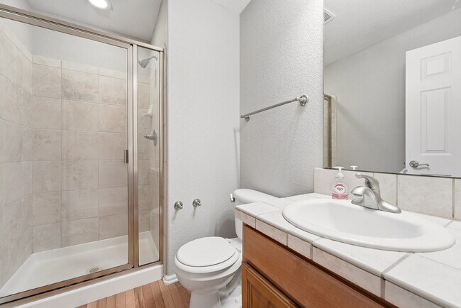 Building Photo - $3,340.95 with $300 off the first month's rent, 4 Beds - 4 Bath, Single Family Home in Trail Park...