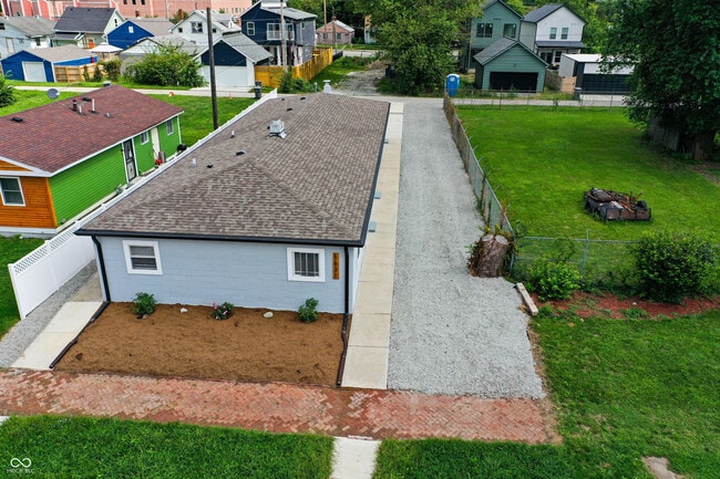 Building Photo - 1631 Columbia Ave