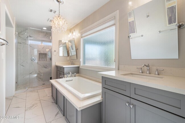 Building Photo - 4014 N 81st St