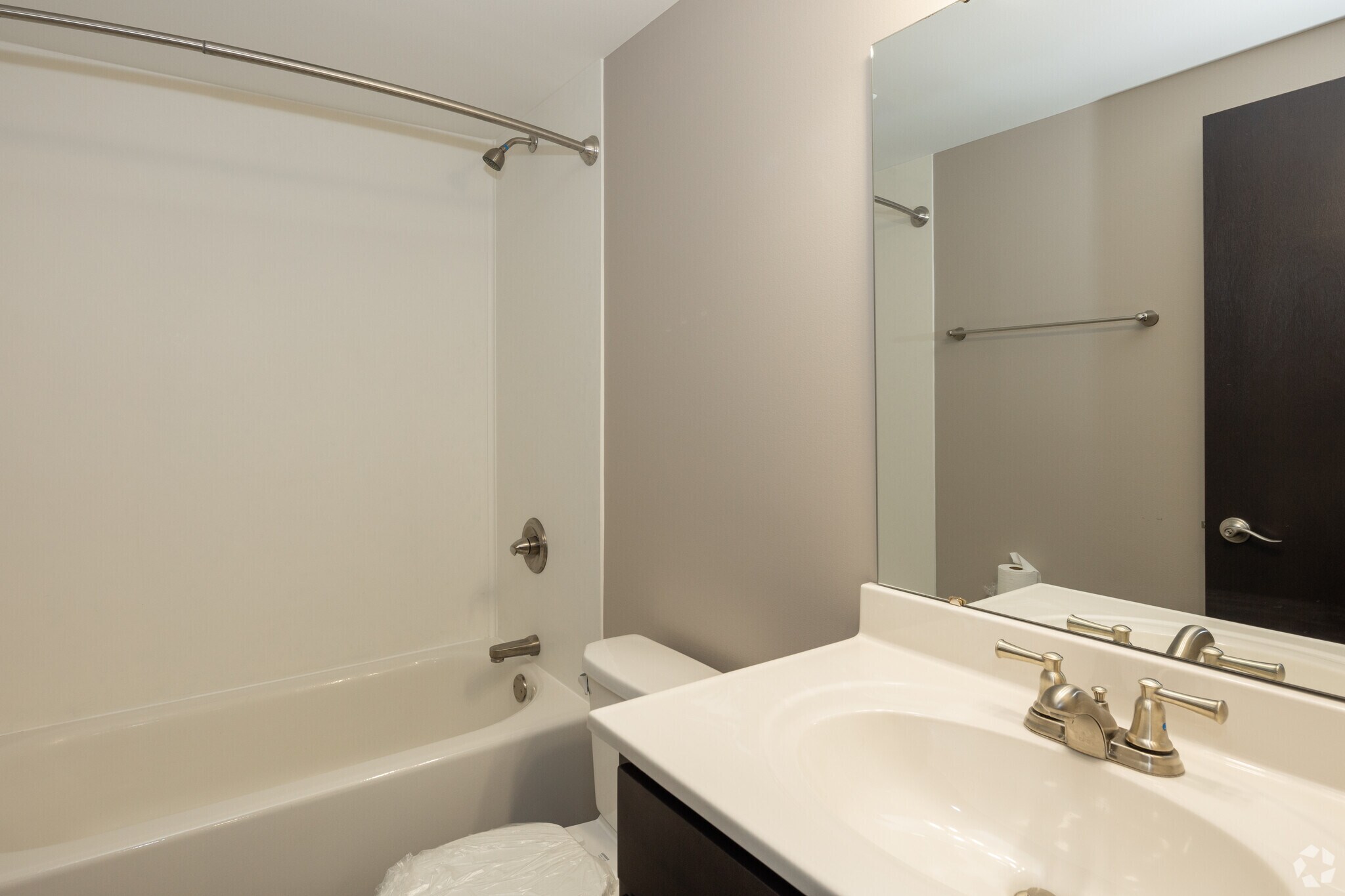 Vale Park Village 907 Vale Park Rd Valparaiso IN 46383 Apartment Finder