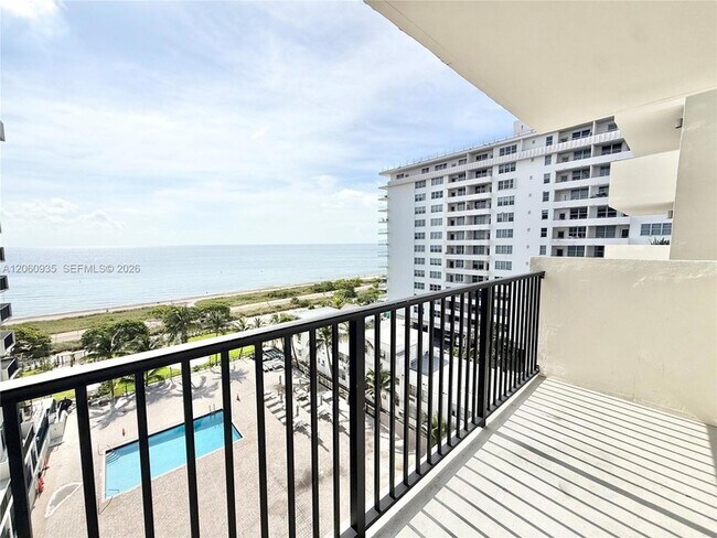Building Photo - 9273 Collins Ave