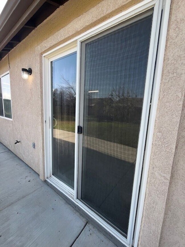 Building Photo - Coming Soon!