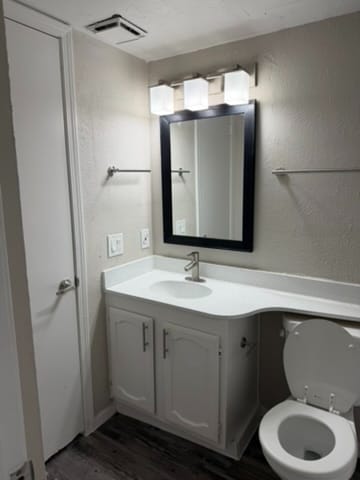 Building Photo - 684 W Warrior Trl