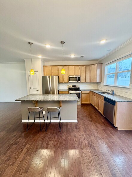 Building Photo - 456 Spring Gardens Drive