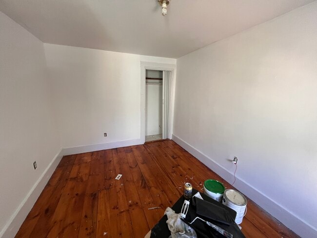 Building Photo - 21 Sawin St