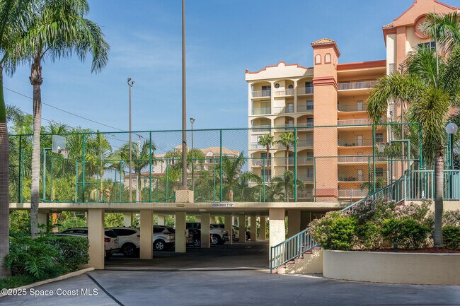 Building Photo - 100 Riverside Dr