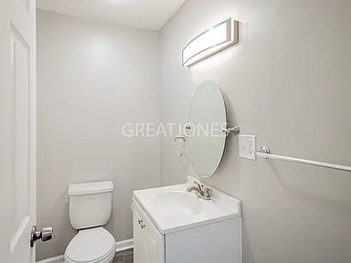 Building Photo - 2932 13th Ave