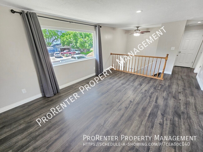 Building Photo - 1722 N 670 W