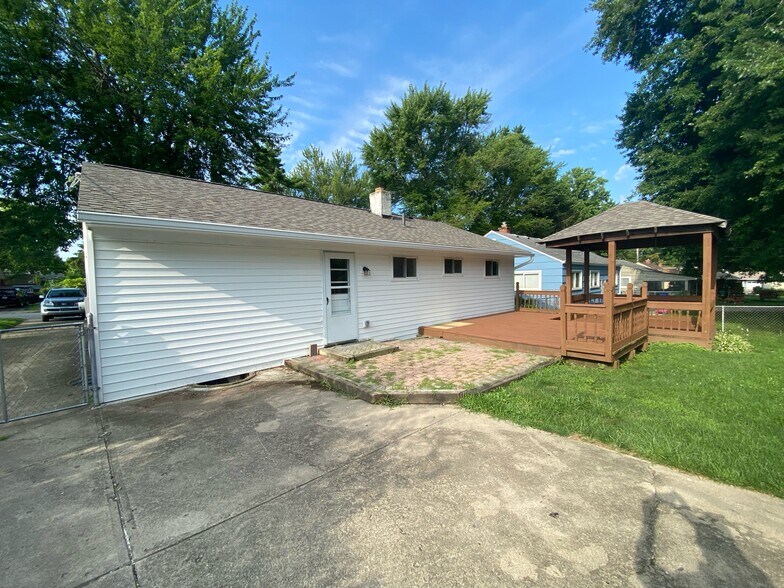 Back View - 2248 Edgevale Rd