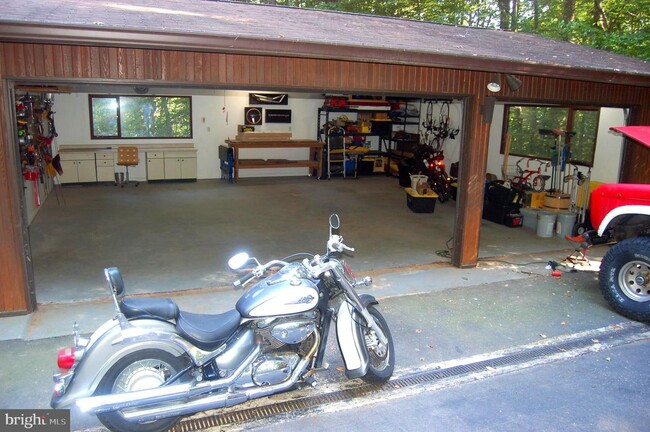 Building Photo - 9728 Swift Creek Ct
