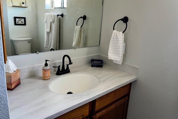 Building Photo - 7265 N Bridle Path