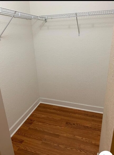 Closet - 1109 Renaissance Way