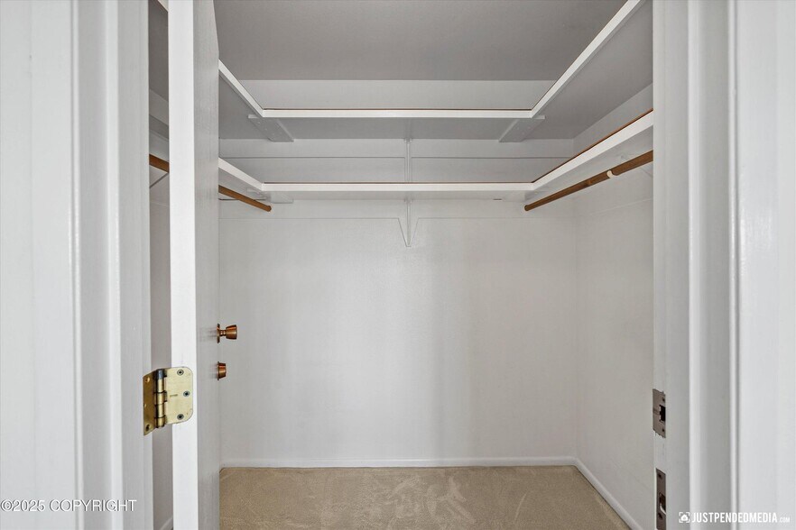 Building Photo - 836 M St