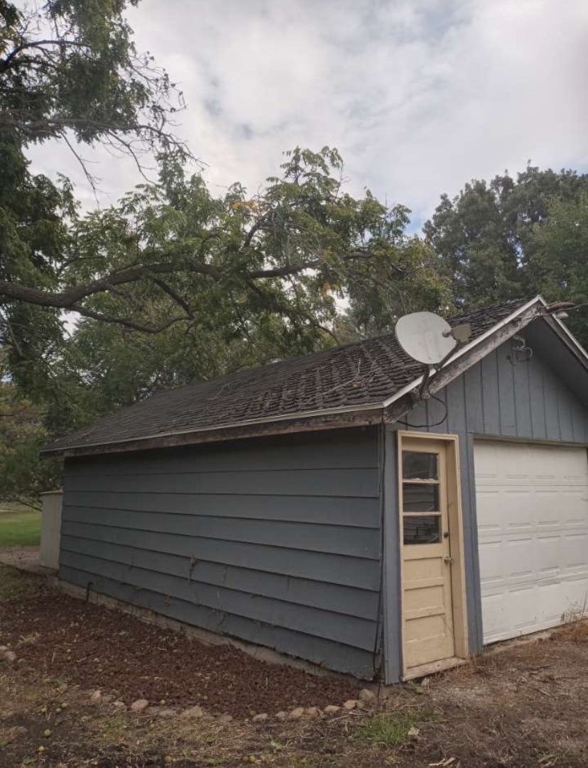 Building Photo - 1210 Ellis Ave