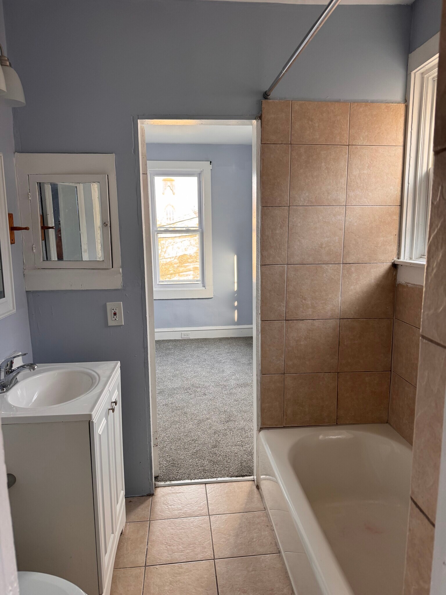 Building Photo - 511 N 12th St