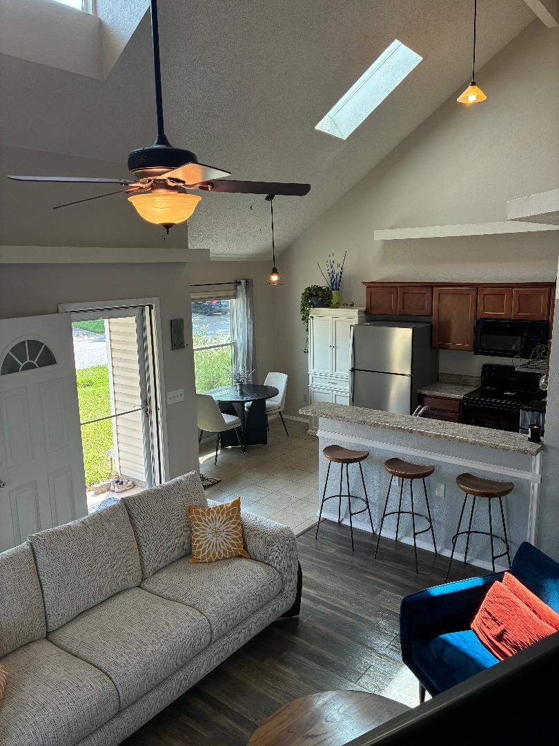 Living area - 2108 Blueberry Ln