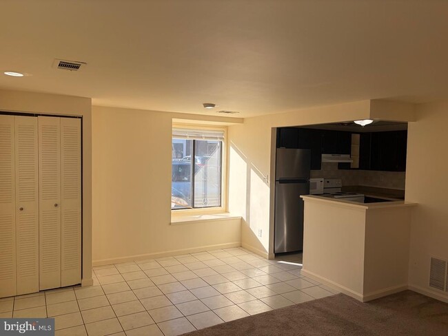 Building Photo - 9709 Docena Dr