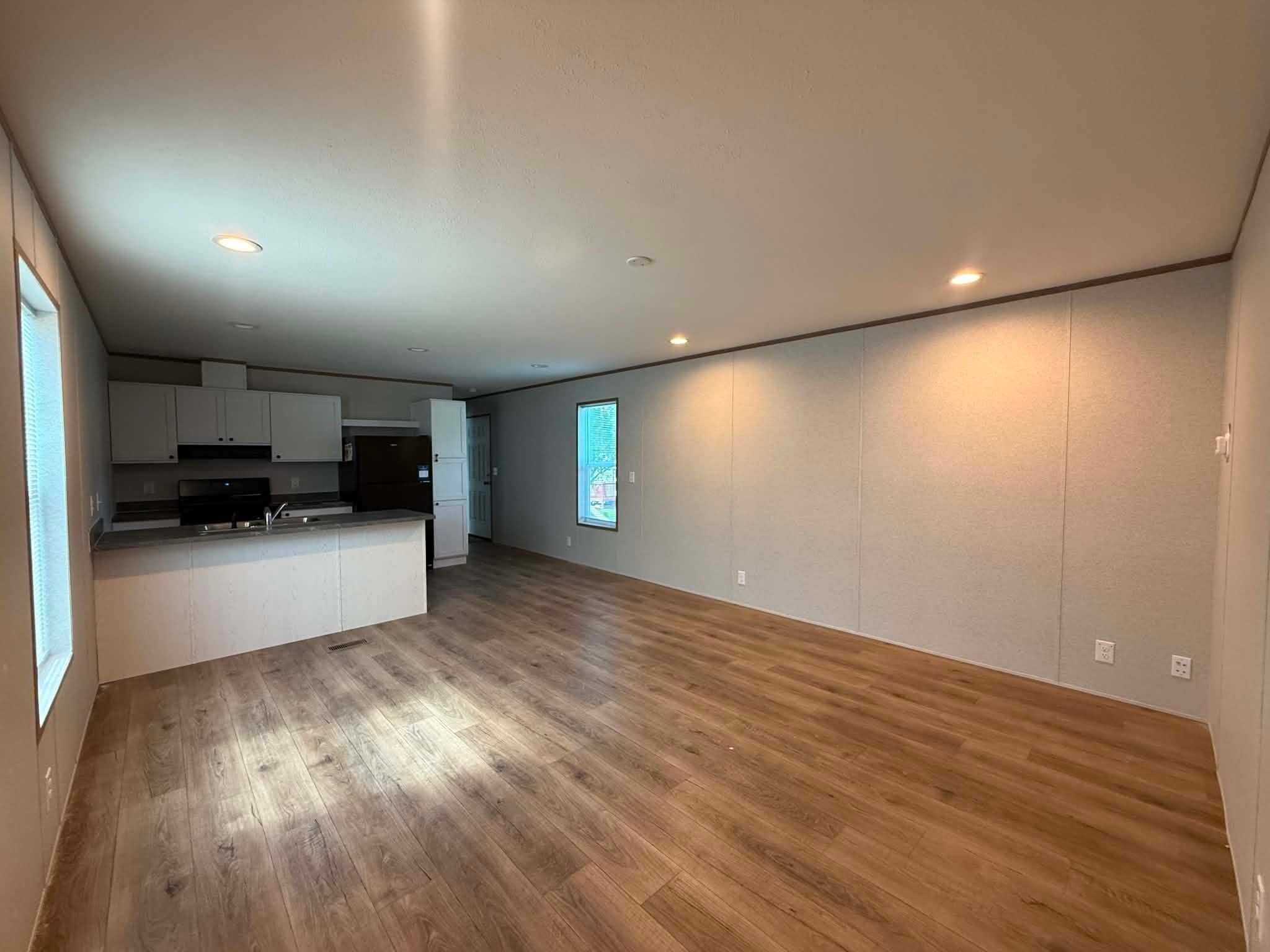 Building Photo - 3451 Ridge Ave