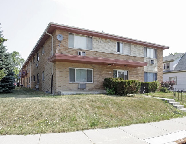 Building Photo - 1832-1836 Rawson Ave