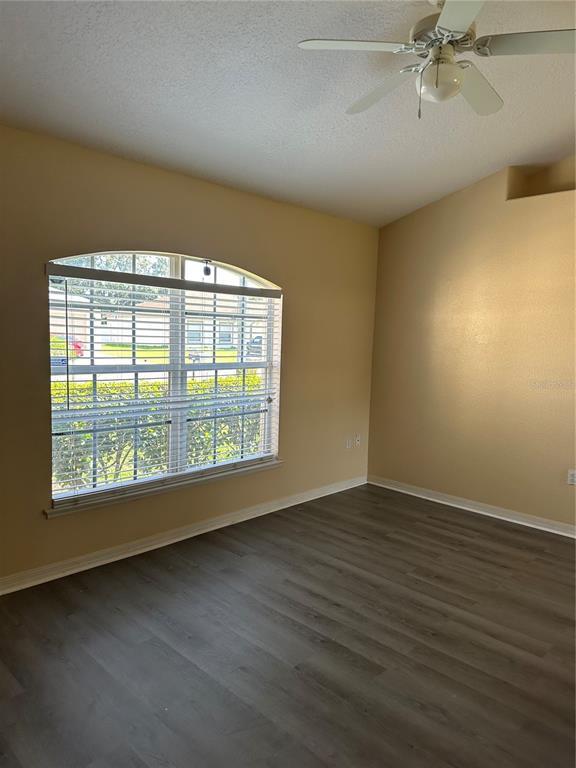 Building Photo - 847 Blanc Ct