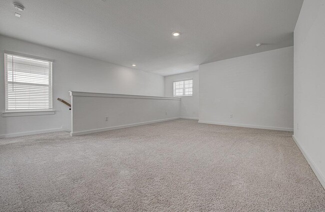 Building Photo - 424 Bristlecone Bend