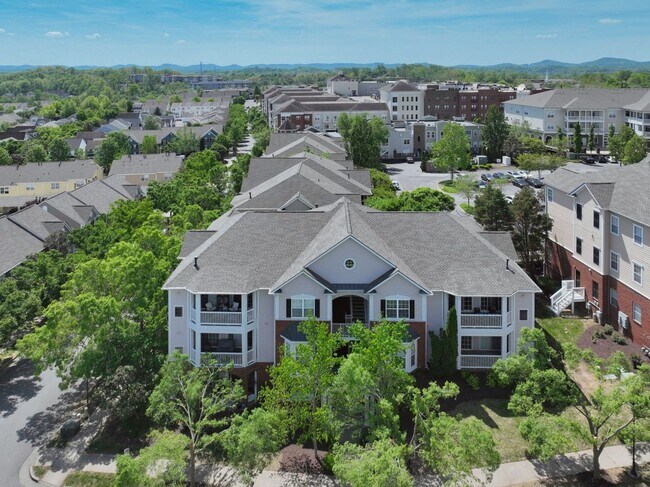 Building Photo - **SOPHISTICATED URBAN RETREAT IN THE HEART OF LENOX VILLAGE**