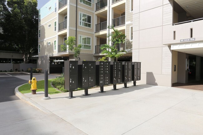 Building Photo - Ka Malanai at Kailua Phase II - 2 bedroom,  2 bath with 2 covered parking - $4,000.