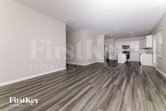 Building Photo - 170 Soy Bean Ln