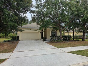 Building Photo - Three Bedroom Home at Lake Pleasant Cove in Apopka