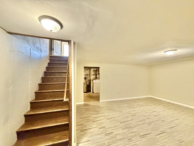 Building Photo - 604 Margate Dr