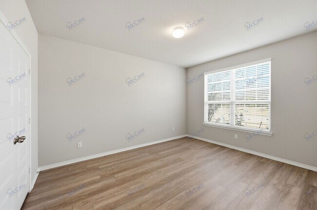 Building Photo - 2335 High Pln Ln