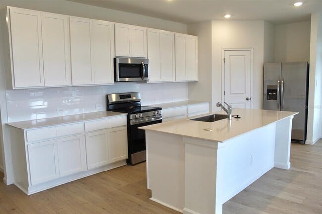 Building Photo - 4359 Vibernum Ave