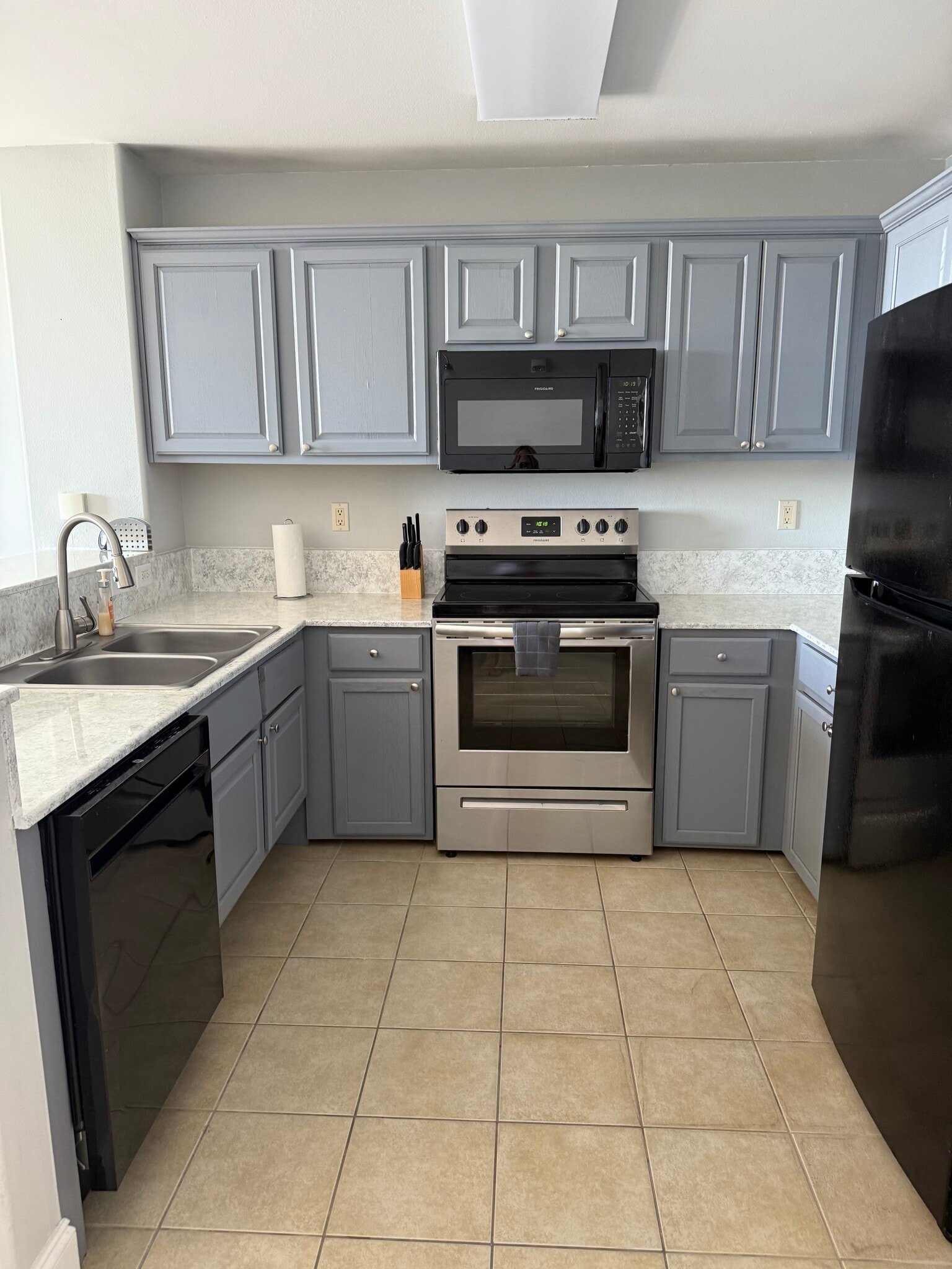 Kitchen - 13415 Blue Heron Beach Dr