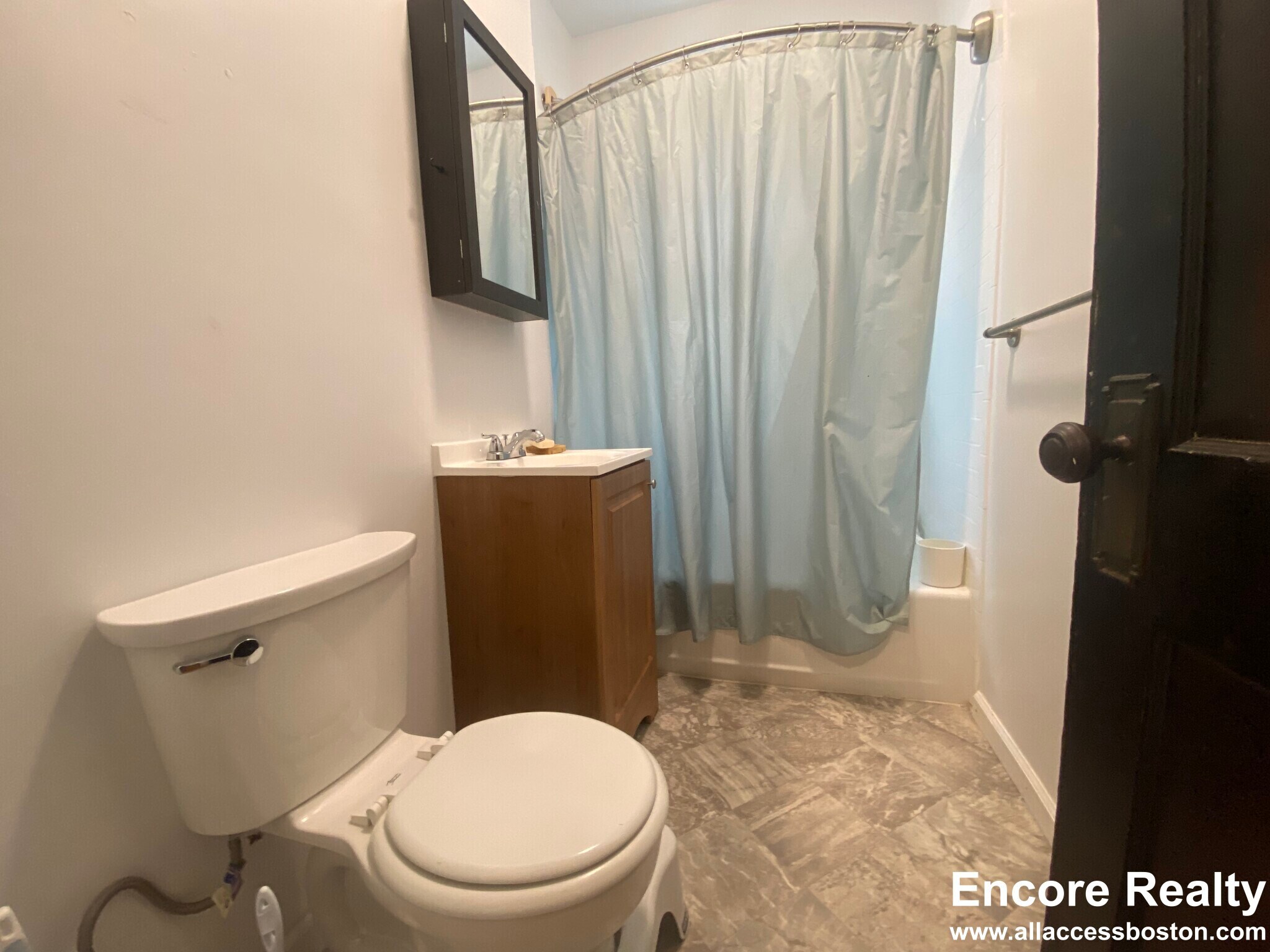 Building Photo - 1444 Commonwealth Ave