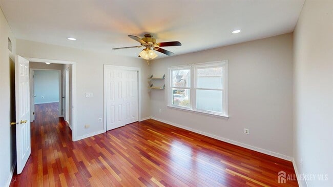 Building Photo - 77 Princess Dr