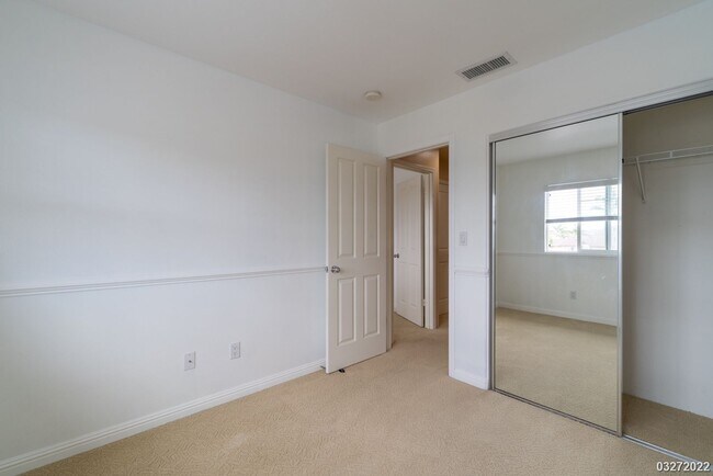 Building Photo - CENTRAL AC 3BR 2.5BA WITH 2-Car Garage & Newer Appliances @ SPINNAKER, Ewa Beach!