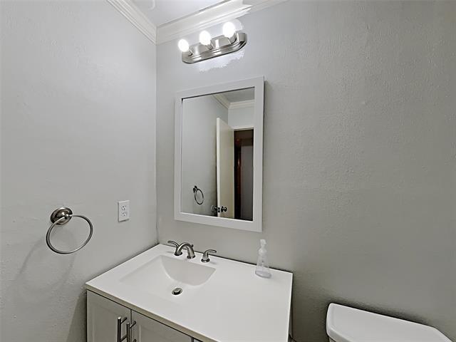 Building Photo - 3522 Whitney Dr