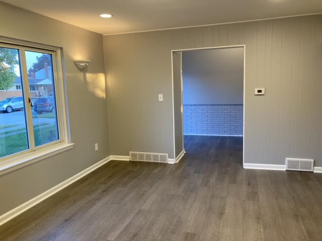 Building Photo - 9535 Terry St