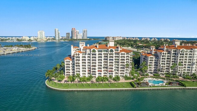 Building Photo - 5365 Fisher Island Dr